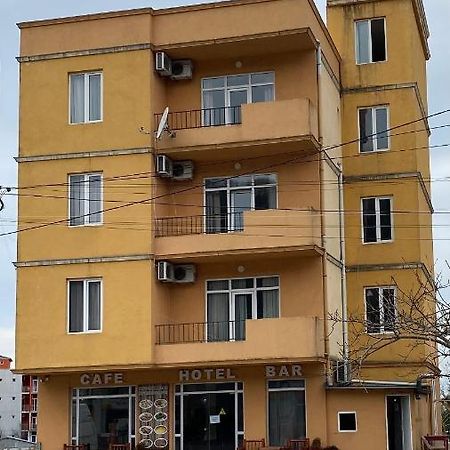 Hotel Zuma Batumi Exterior foto